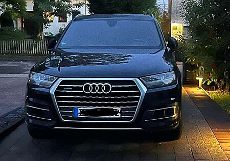 Audi Q7 3.0 TDI quattro tiptronic 8 stufig