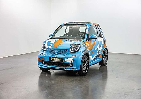 Smart ForTwo cabrio BRABUS tailor made HP121 CAMOU+LED