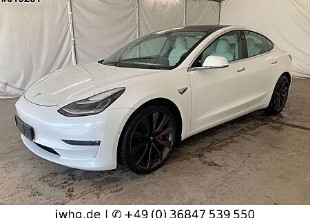 Tesla Model 3 Long Range Dual Performance 20" Autopil3