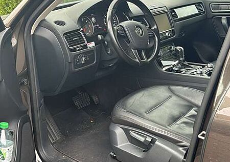 VW Touareg Volkswagen V6 TDI BMT/Start-Stopp Terrain Tech 4Motion