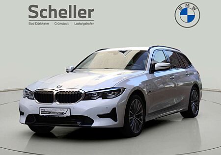BMW 330 e xDrive Touring Sport Line Navi DAB LED