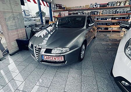 Alfa Romeo GT 2.0