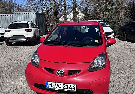 Toyota Aygo 1.0 Benzin