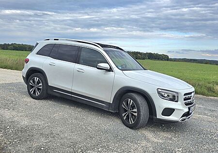 Mercedes-Benz GLB 250 4Matic 8G-DCT Style