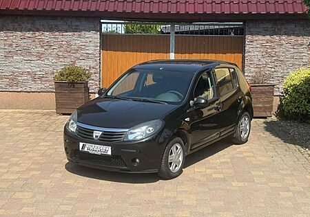 Dacia Sandero Edition FC St. Pauli *TÜV Neu*