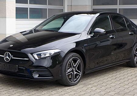 Mercedes-Benz A 250 A250 A-Klasse Lim. Edition AMG/Night-P/Kamera