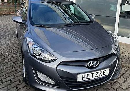 Hyundai i30 1.4 Fifa World Cup Edition