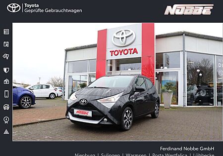 Toyota Aygo (X) x-play Team Deutschland