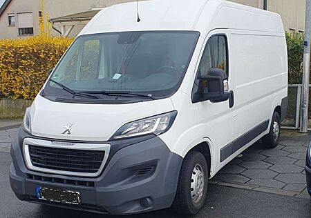 Peugeot Boxer 335 L2H2 Komfort BlueHDi 160