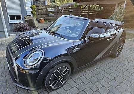 Mini Cooper Cabrio Cooper SE Cabrio - limitierte Auflage von 999