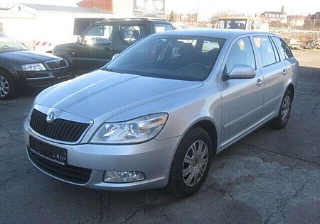 Skoda Octavia Combi Ambiente DSG neu PDC Tempo