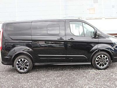 Ford Tourneo Custom Sport + Xenon + PDC + Kamera + Navi + AHK
