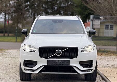 Volvo XC 90 XC90 B5D R Design AWD PANO LUFT AHK 7SITZER STHZ