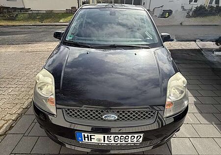 Ford Fiesta 1.25 | TÜV neu | 161.000 km | Klima