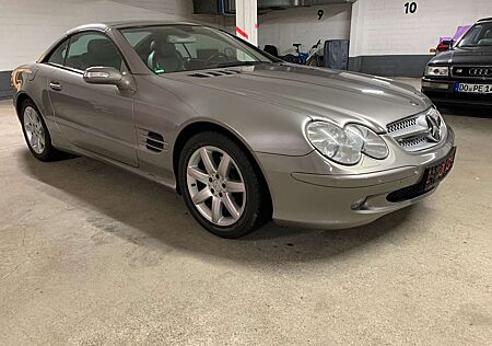 Mercedes-Benz SL 350 mit Leder-Navi-BiXenon-PTS