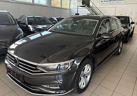 VW Passat Variant Volkswagen Elegance MATRIX AHKs VC STHZG ACC