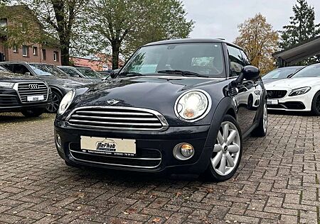 Mini Cooper D *PDC*NAVI*MFKL*XENON*LEDER*