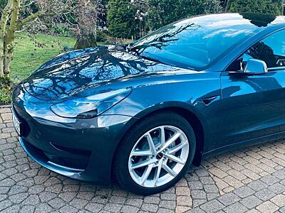 Tesla Model 3 Model 3 RWD Hinterradantrieb