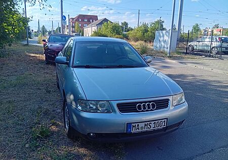 Audi A3 1.6 Ambiente