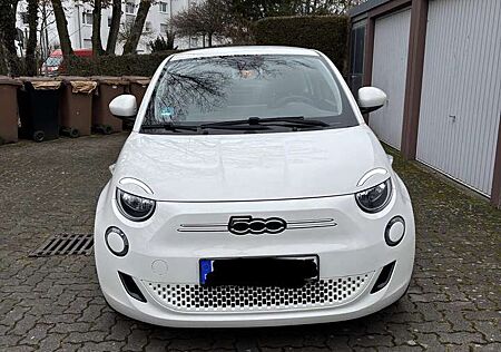 Fiat 500E 42 kWh Icon