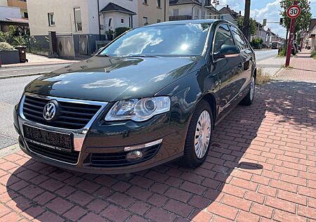 VW Passat Volkswagen Comfortline - Automatik - 2.Hand