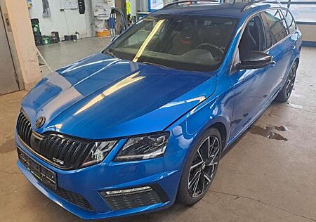 Skoda Octavia Combi RS 4x4 Digital Standheizung