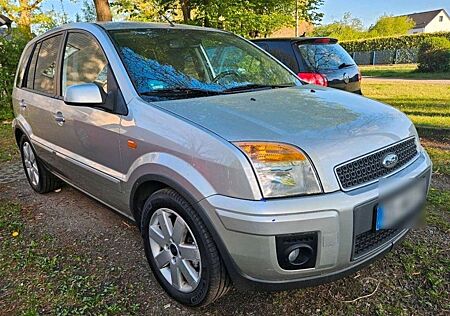 Ford Fusion 1.4 +