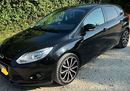 Ford Focus Fließheck 1.6 EcoBoost