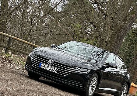 VW Arteon Volkswagen 2.0 TDI SCR DSG