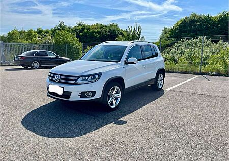 VW Tiguan Volkswagen 1.4 TSI BlueMotion Technology Lounge Sport & Style