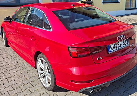 Audi A3 40 TFSI Limousine quattro S tronic sport