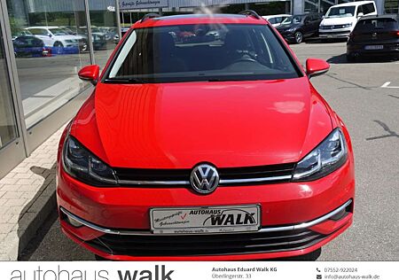 VW Golf Volkswagen VII Var. 2.0 TDI DSG Highline AHK/NAVI/Pano/LED