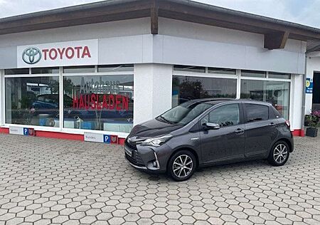 Toyota Yaris Hybrid Y20 Club