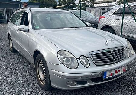 Mercedes-Benz E 220 E -Klasse T-Modell T CDI