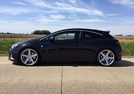 Opel Astra Neuer OPC (811 KM) !!!