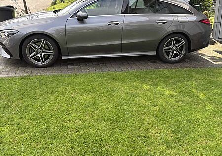 Mercedes-Benz CLA 200 Shooting Brake, mountaingrau