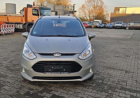Ford B-Max Titanium
