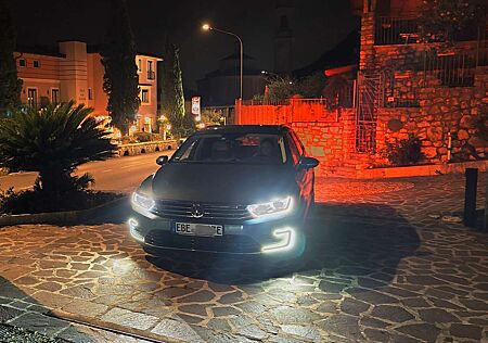 VW Passat Variant Volkswagen GTE Vollausstattung Panorama NAVI LED DigitalTacho