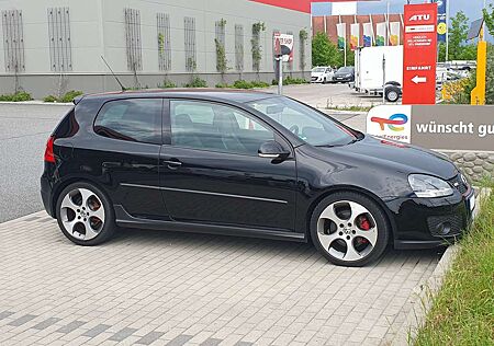 VW Golf GTI Volkswagen Golf V 3-Türer 2.0