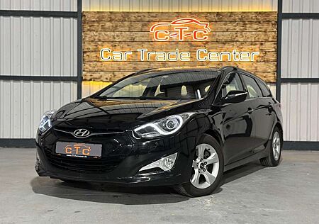 Hyundai i40 Kombi Style/2Hd/Klima/LED/Navi/8fach/TÜV-NEU