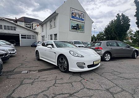 Porsche Panamera 4 S