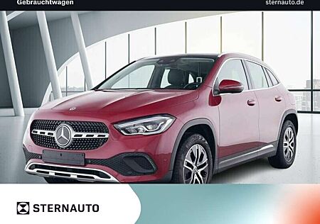 Mercedes-Benz GLA 180 Progr GLA High End PanoD Spiegelpak Navi