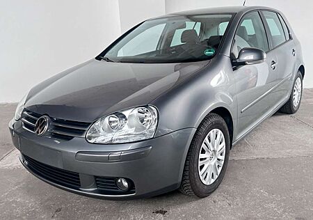 VW Golf Volkswagen V 1.6 *PDC, Sitzheizung*