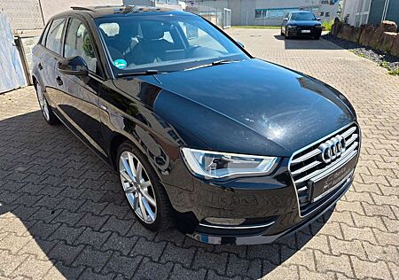 Audi A3 Sportback S-line*PANORAMA*XENON*AHK*NAVI