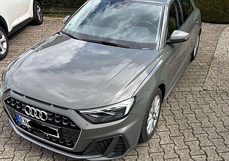 Audi A1 30 TFSI Sportback S tronicS line
