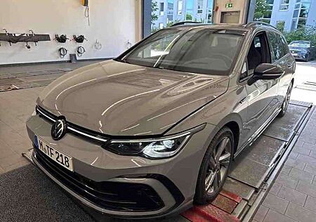 VW Golf Variant Volkswagen R-Line 1.5 eTSI DSG Pano HUD H&K IQLight Pano