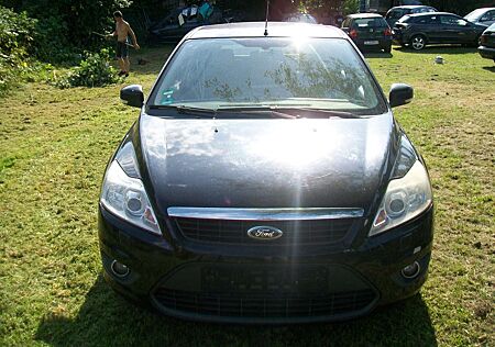 Ford Focus 1.8L* wenig kilometer* Klima* Xenon-scheinw.