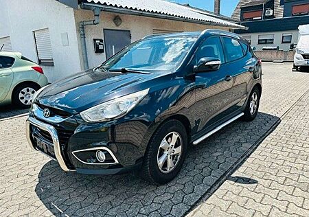 Hyundai iX35 Style 1.6*AHK+Sitzheizung*PDC*TÜV NEU