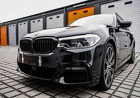 BMW 540i 540 xDrive Touring Aut.!!