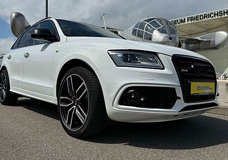 Audi SQ5 3.0 TDI plus quattro /340PS/AHK/Design-Paket